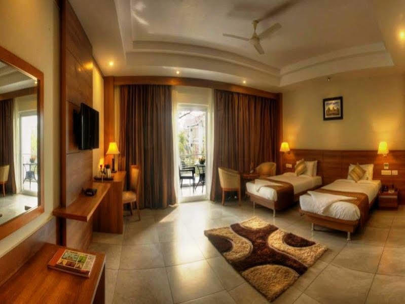 Hotel Le Ruchi The Prince Maisur Dış mekan fotoğraf